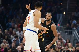 华体会hth注册-能横扫对手吗？骑士赛季三杀尼克斯&amp;北京时间4月12日第四战