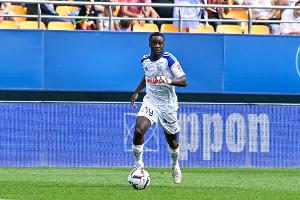 记者：利兹已向斯特拉斯堡提交报价，但达成迪亚拉转会可能性不高