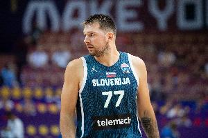 华体会app登录-绝对单核！东契奇狂砍42分10板3断超级两双 率队进男篮欧锦赛8强